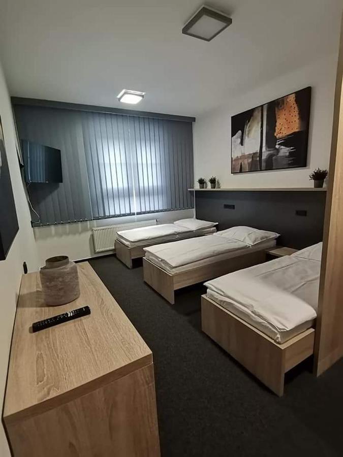 Sareza Hotel Ostrava Exterior foto